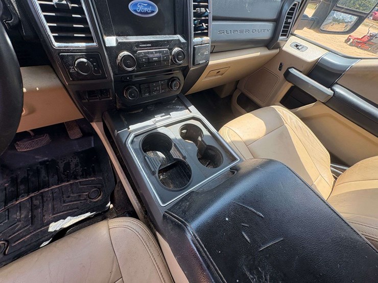 2017-ford-f250-image-15