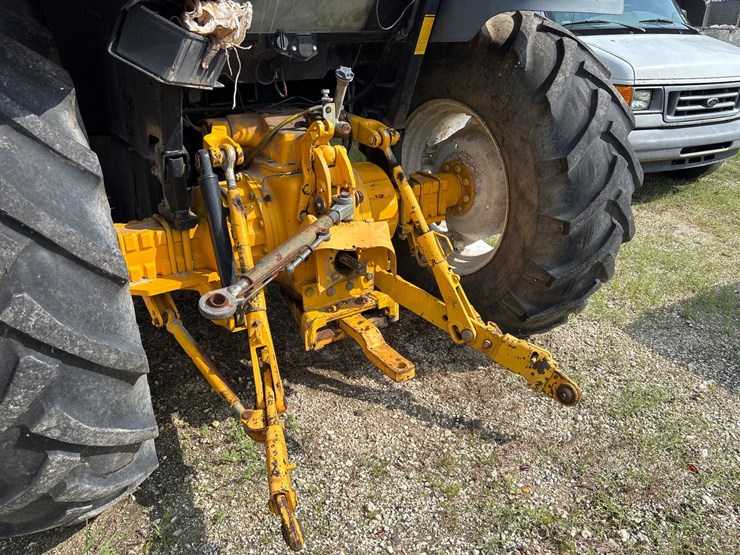 #106-•-2002-new-holland-tractor-image-5