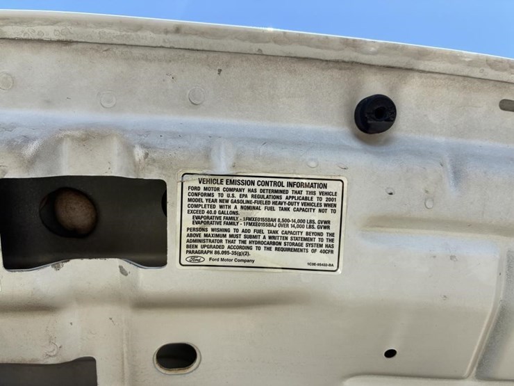 2001-ford-f550-image-13