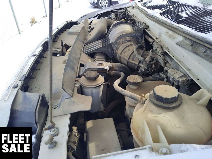 2012-ford-e-series-e-350-sd-xl-3dr-extended-passenger-van-image-27