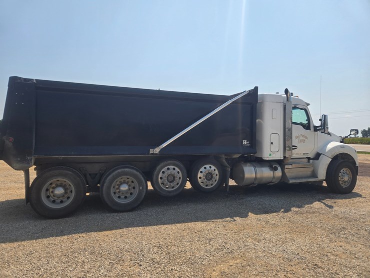 2019-kenworth-t880-image-18