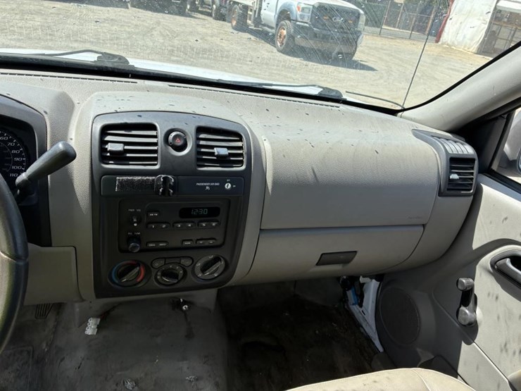 2005-chevrolet-colorado-image-17