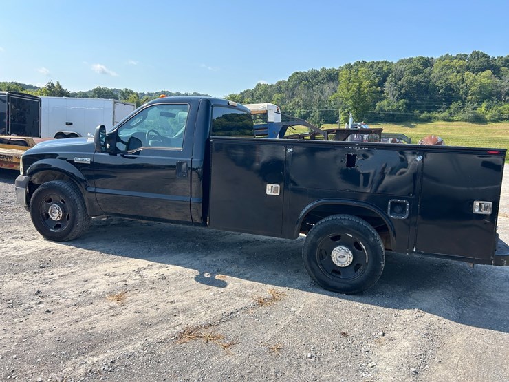 2007-ford-f350-image-3