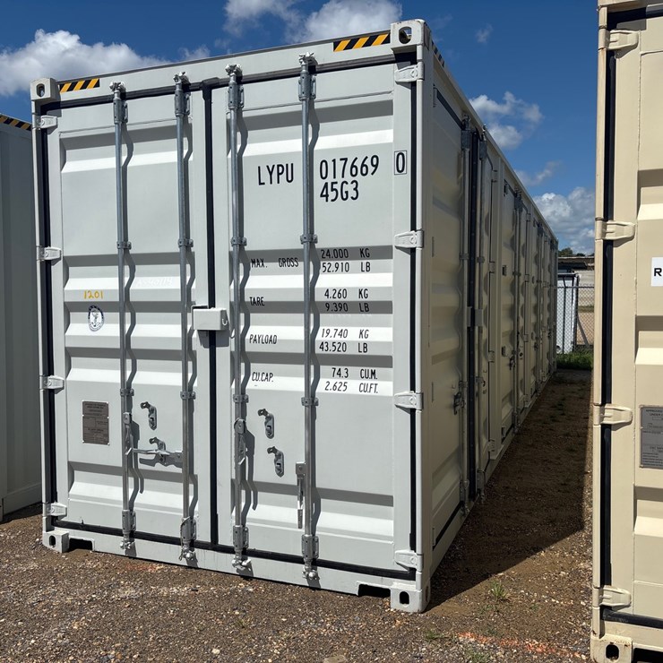 #1201 • 40FT SHIPPING CONTAINER