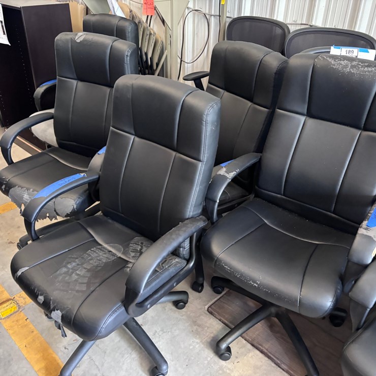 #189 • 8 Office Chairs