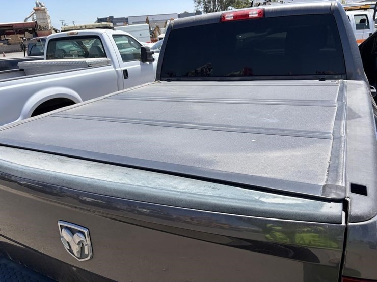 2016-dodge-ram-1500-image-8