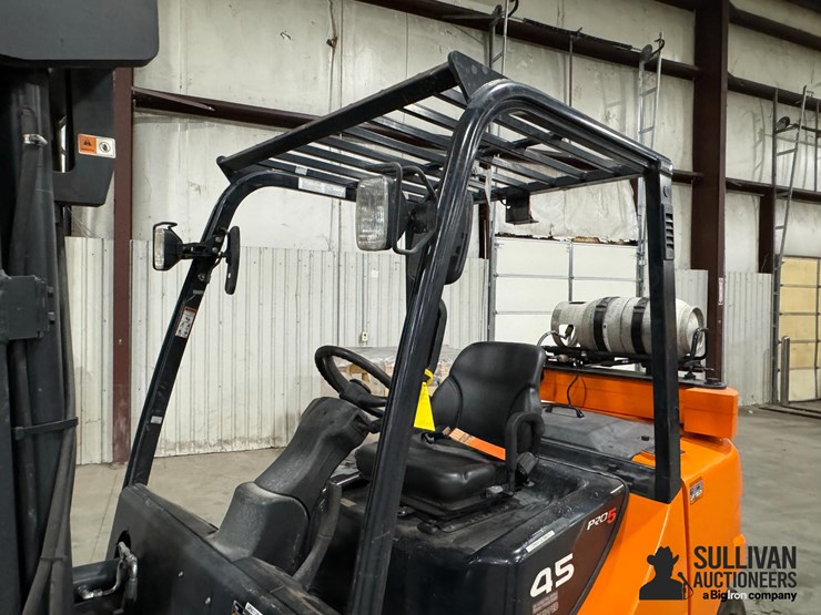 2017-doosan-g45s-5odb-forklift-image-17