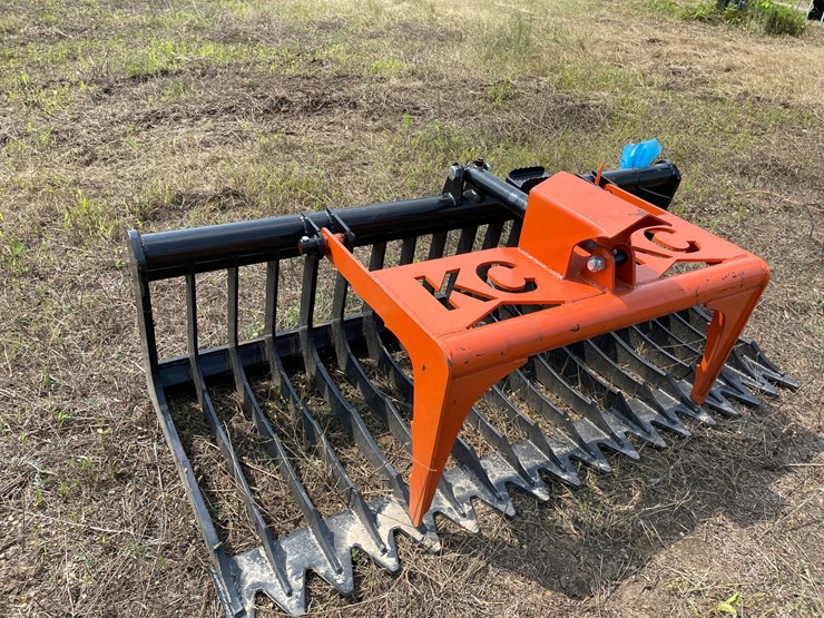 #9759-•-kc-universal-mount-rock-grapple-bucket-image-3