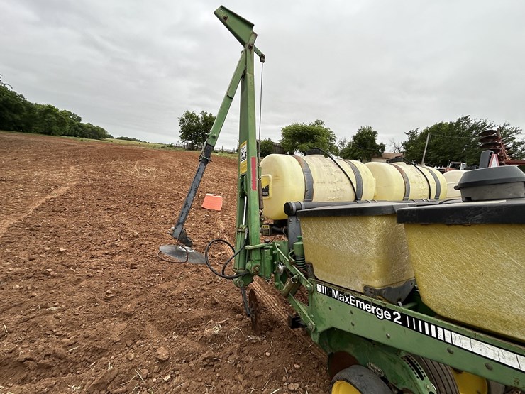 1989-john-deere-7200-image-17