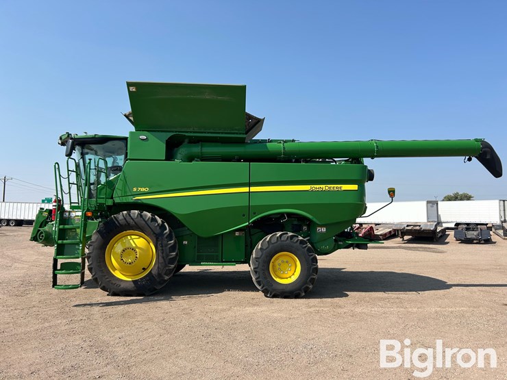 2024-john-deere-s780-image-8