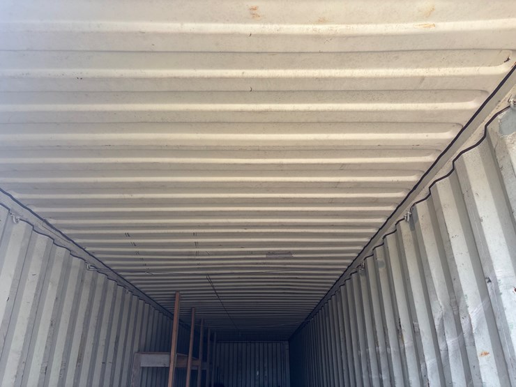 #1206-•-40-ft-shipping-container-with-miscellaneous-items-image-4