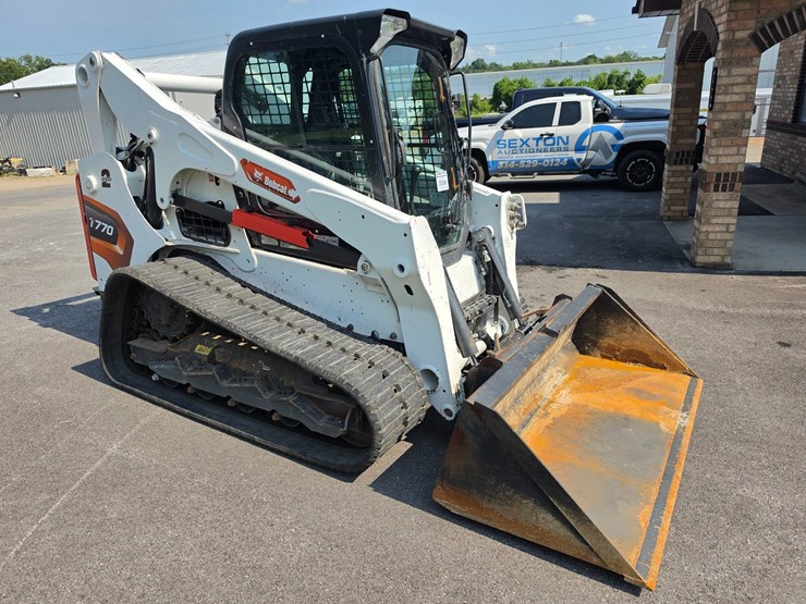 2023-bobcat-t770-image-7