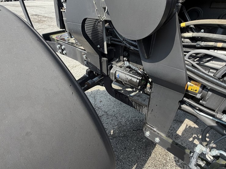 2021-zetor-p110-ps-w/-zm229p-loader-image-23