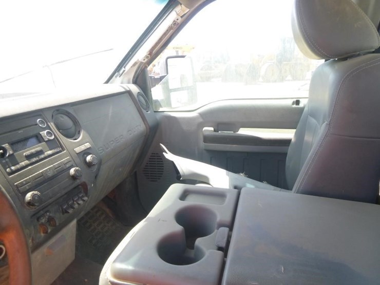 2011-ford-f350-image-11