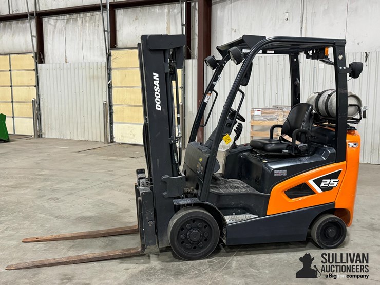 2019-doosan-gc25s-9-image-8