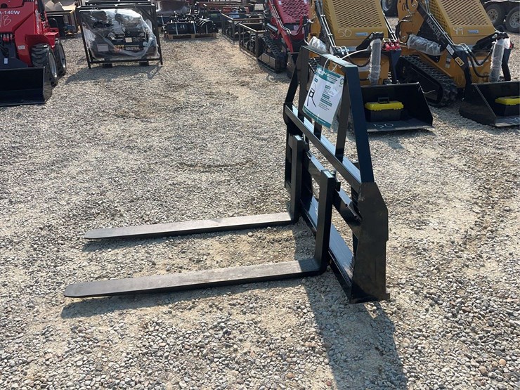 mower-king-skid-steer-forks-48-inch-image-4