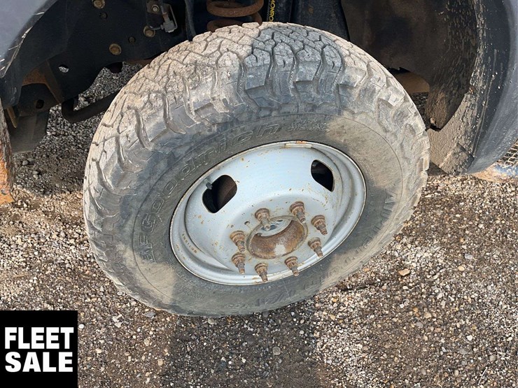 2012-ford-f450-image-10