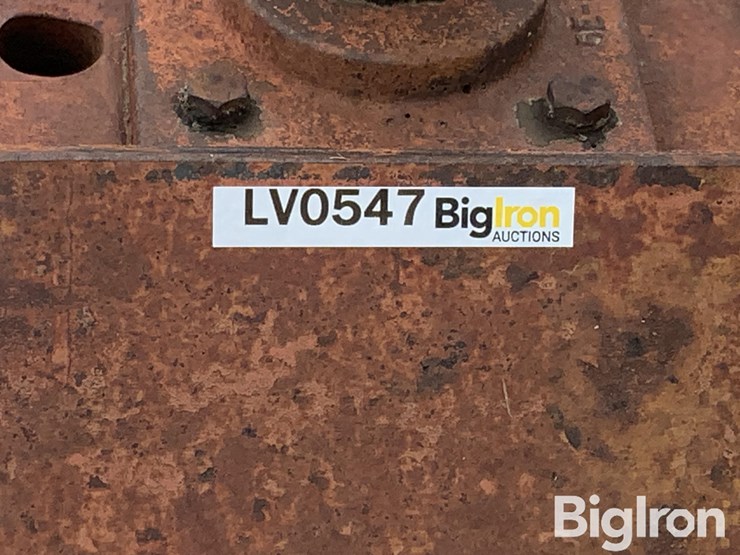 international-2-pt-post-hole-digger-image-16