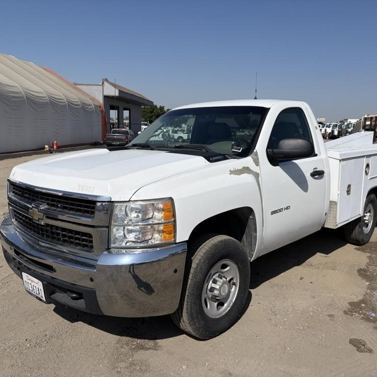 2010 CHEVROLET SILVERADO 2500