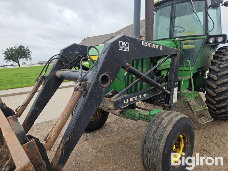 john-deere-4630-image-10