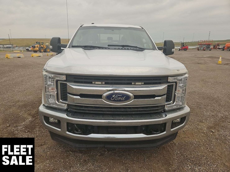 2018-ford-f350-image-9