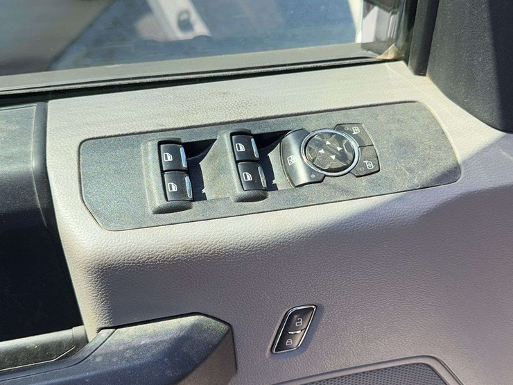 2017-ford-f250-image-26