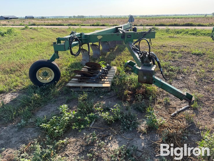 john-deere-2800-image-2