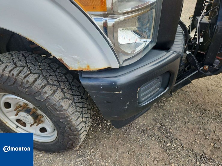 2011-ford-f350-image-35