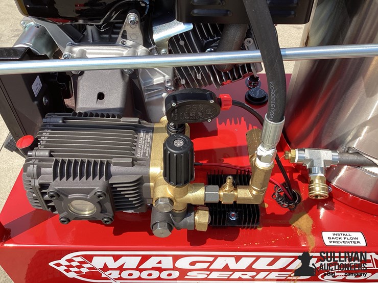2026-magnum-4000-series-hot-water-pressure-washer-image-16
