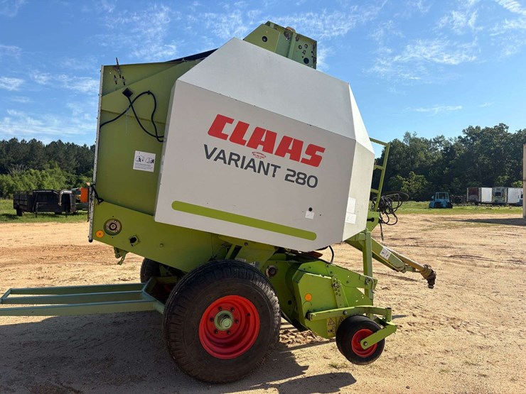 claas-variant-280-image-3