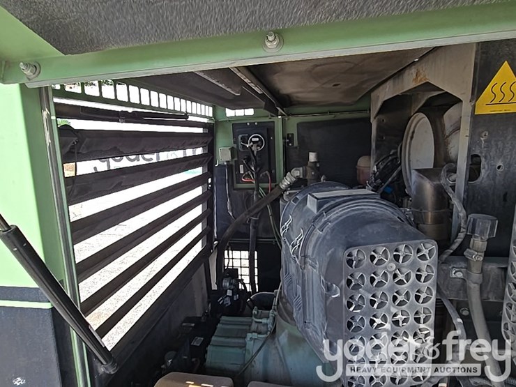 2020-sullair-425-cfm-image-15