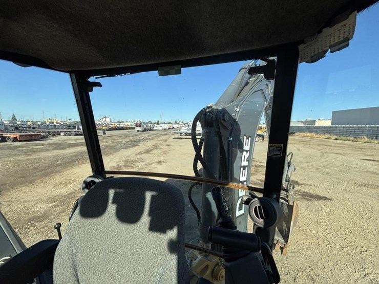 2020-john-deere-2020-image-54