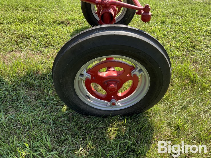 mccormick-farmall-super-c-2wd-tractor-image-18