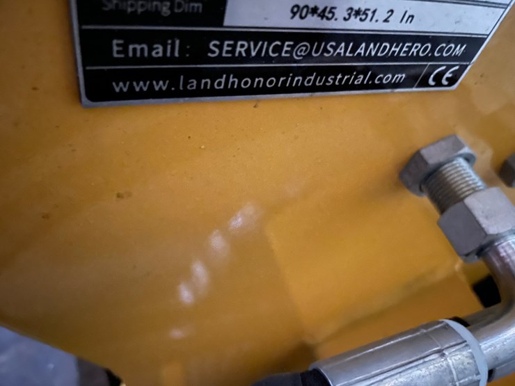 #9732-•-land-hero-mini-skid-steer-loader-image-10