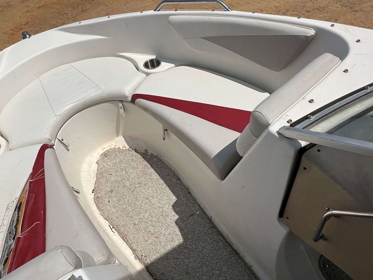 2007-glastron-gt-205-bowrider-boat-w/-volvo-penta-5.0l-v8-&-volvo-penta-sx-a-stern-drive-image-30