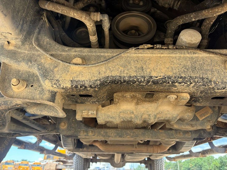 2018-ford-f150-xlt-image-11