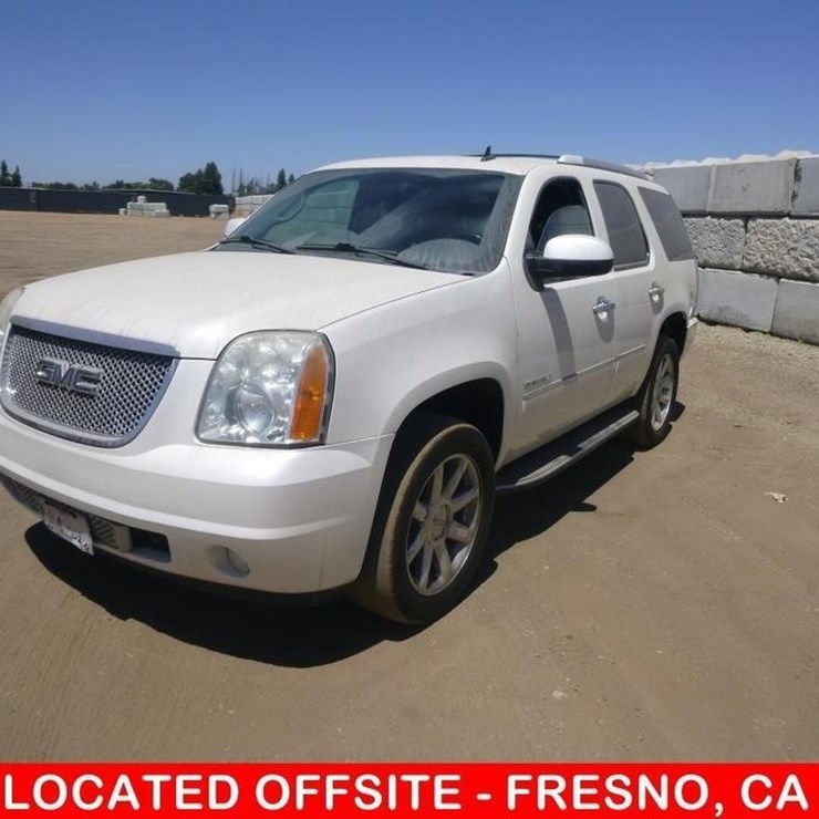 2011 GMC YUKON DENALI