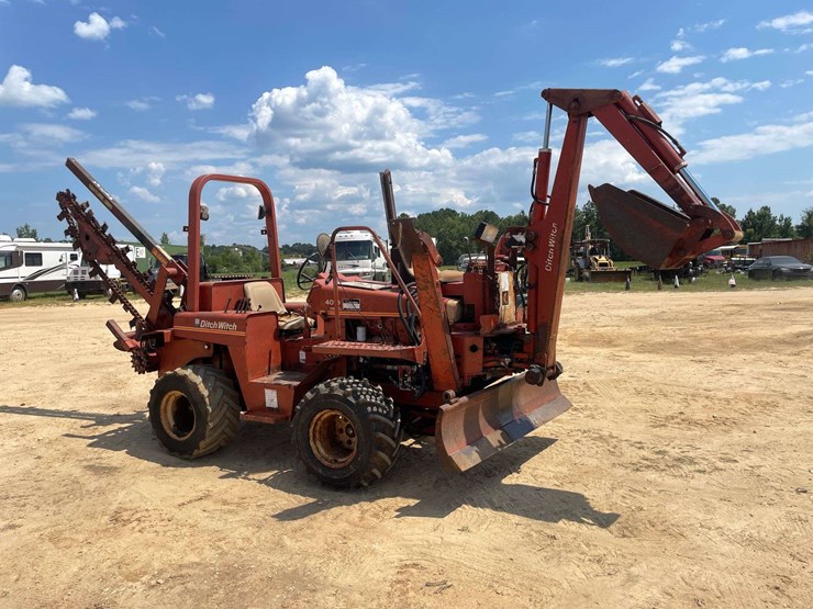 ditch-witch-4010-image-4