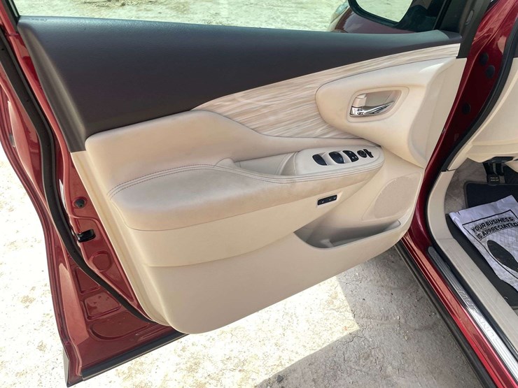 2015-nissan-murano-image-9