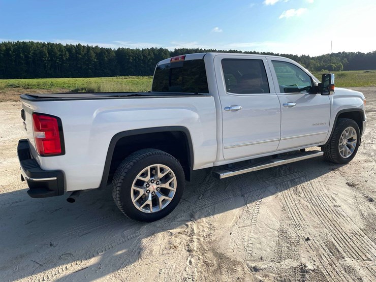 2015-gmc-sierra-1500-image-3