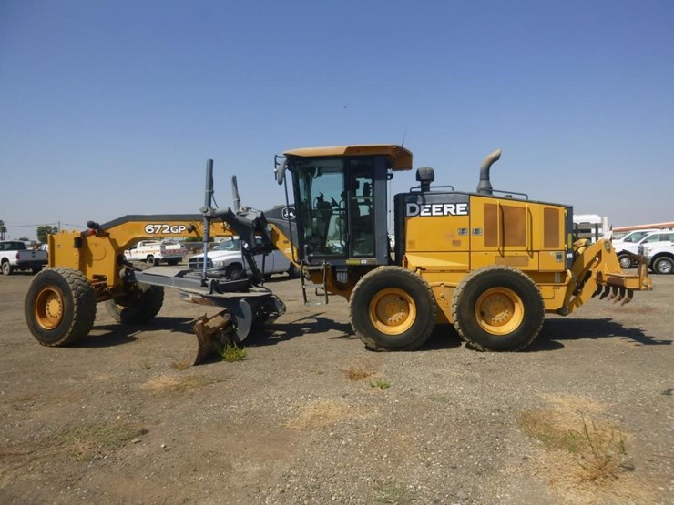 2012-deere-672gp-image-6