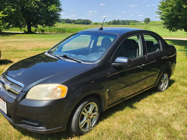 #2810-•-2009-chevrolet-aveo-lt-(has-wi-title)-image-3