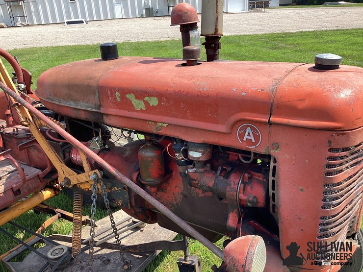 1946-farmall-a-2wd-tractor-w/woods-belly-mower-image-20