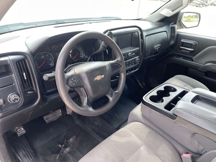 2017-chevrolet-silverado-1500-image-11
