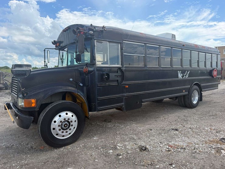 1993-international-3800-image-1