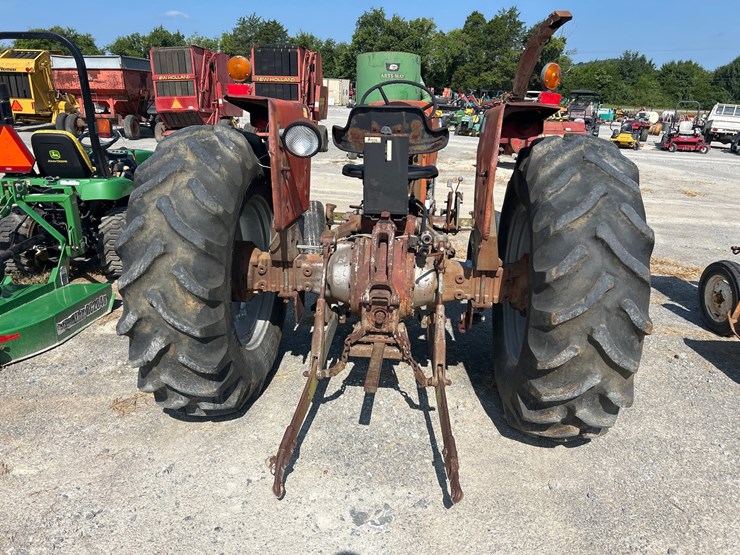 massey-ferguson-165-image-5