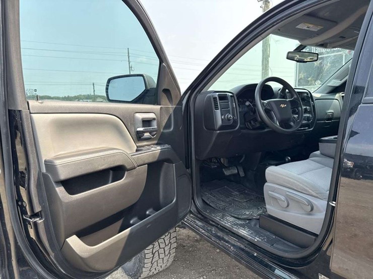 2015-chevrolet-silverado-1500-image-9