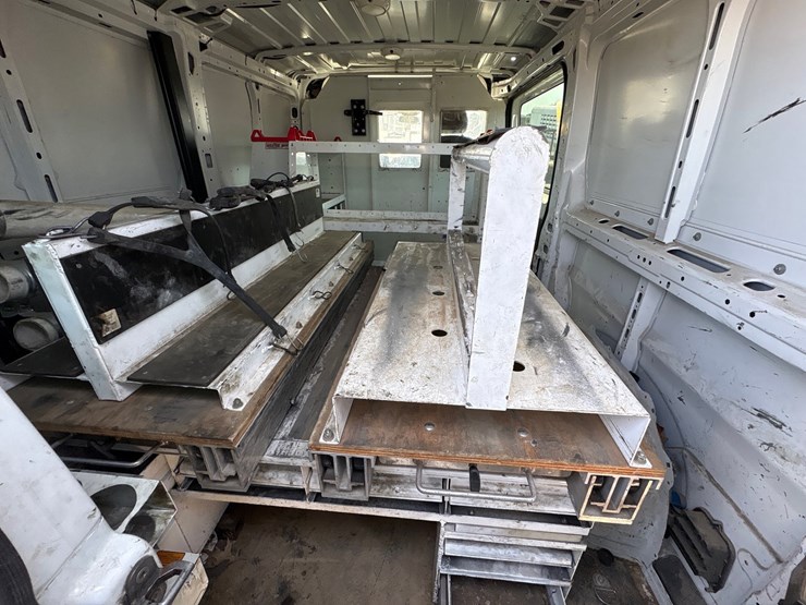 2015-ram-promaster-1500-image-9