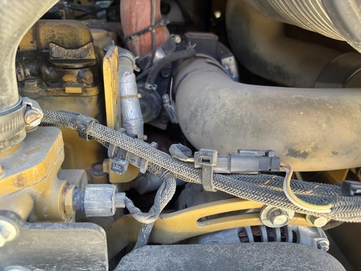 2019-caterpillar-272d2-image-43