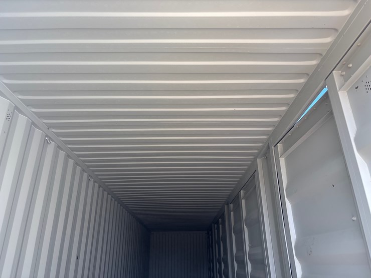 #1201-•-40ft-shipping-container-image-4